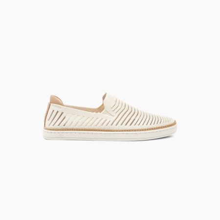 UGG Sammy Breeze White Sneakers for Women (OZEG93021)